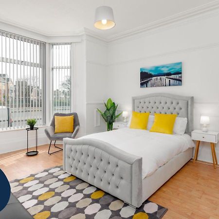 Flatzy - 6 Bed Oasis Close To Football Stadiums Liverpool Exterior foto